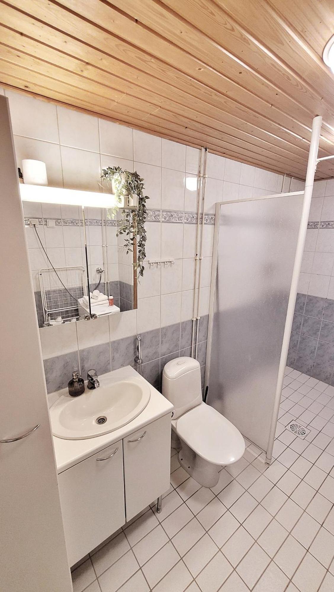 Lakeside Serenity Lutakko - Sauna, Parking Ювяскюля Экстерьер фото